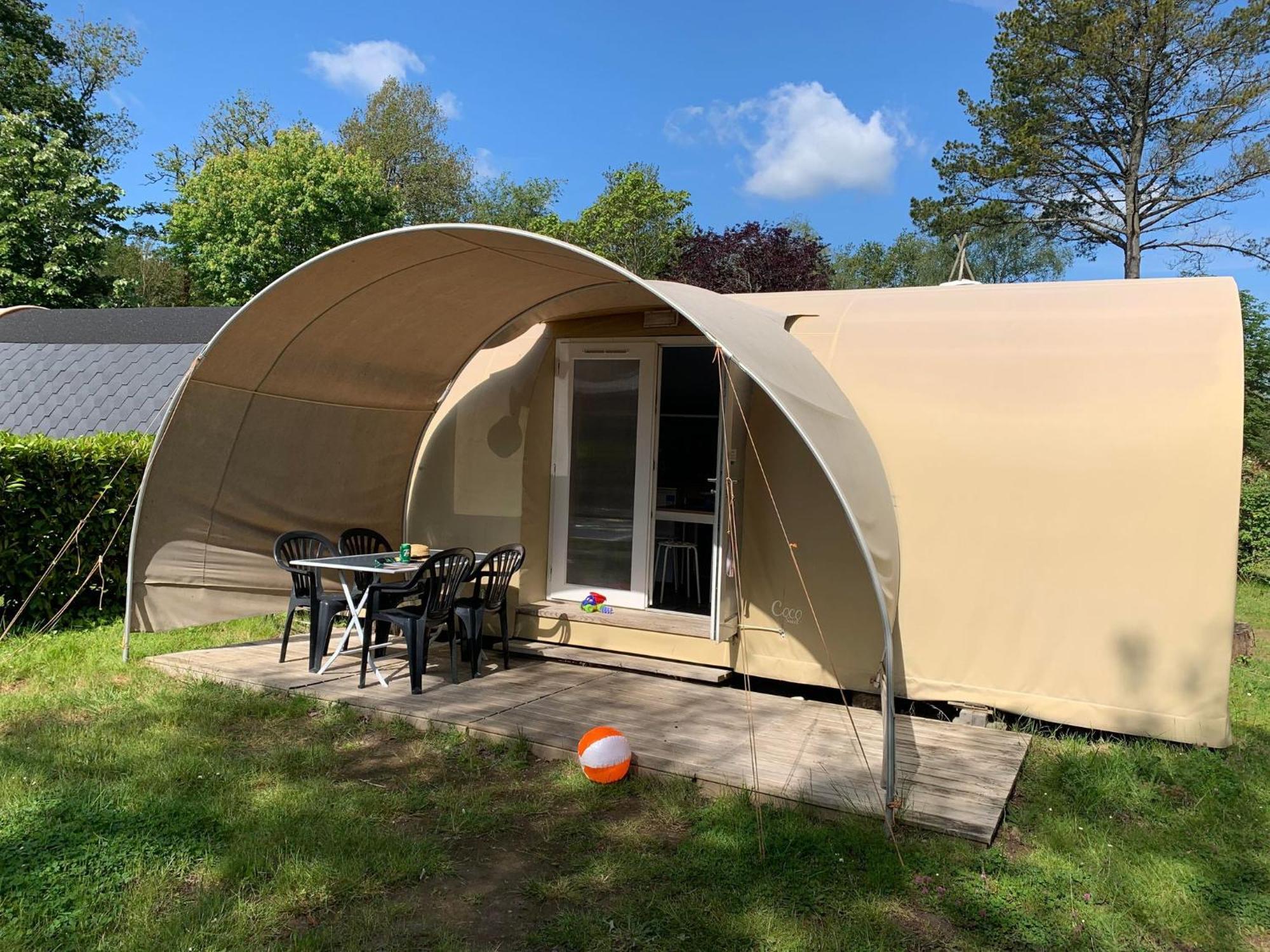 De L'etang Du Pays Blanc Campsite